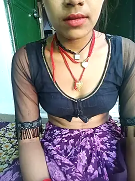 Snapshot of Amaya_Bajwa chatting on 03/18/25, 09:56 Amaya Bajwa online show from 03/18/25, 09:56
