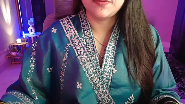 Mitikaa online show from 11/07/25, 01:59