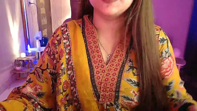 Snapshot of Mitikaa chatting on 02/27/26, 01:22 Mitikaa online show from 02/27/26, 01:22