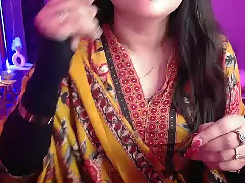 Mitikaa online show from 09/23/25, 02:35