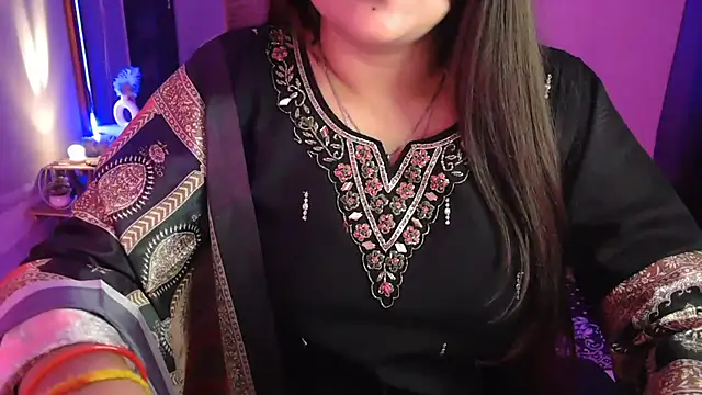 Mitikaa online show from 11/26/25, 02:17