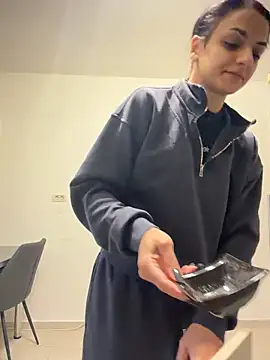 NNNoire online show from 12/21/25, 08:49