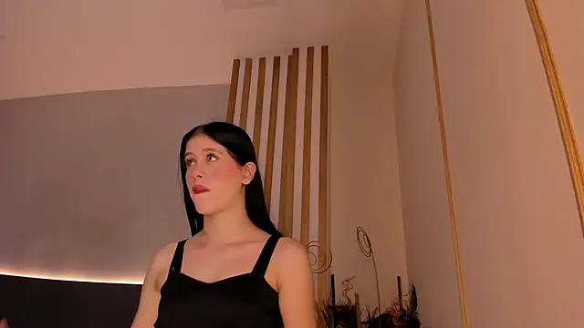 sara  jones gh online show from 01/05/26, 05:49