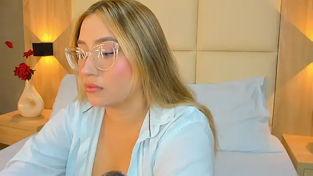 Snapshot of antonella_cutie_ chatting on 02/09/26, 12:25 antonella cutie online show from 02/09/26, 12:25