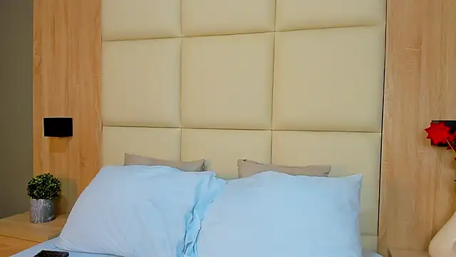 Snapshot of antonella_cutie_ chatting on 10/15/25, 12:35 antonella cutie online show from 10/15/25, 12:35