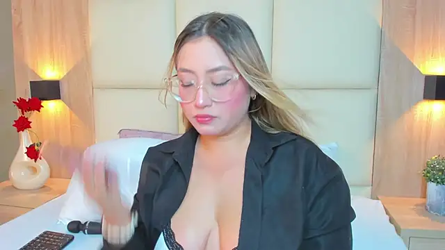 antonella cutie  online show from 07/17/26, 12:57