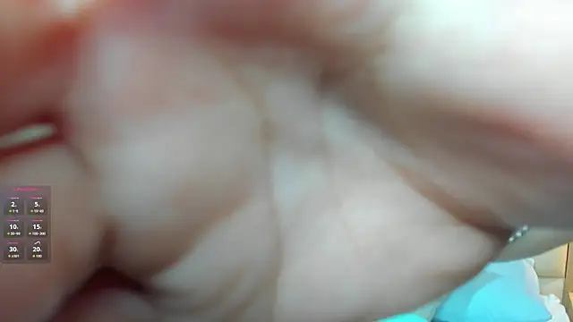 Snapshot of antonella_cutie_ chatting on 10/07/25, 12:28 antonella cutie online show from 10/07/25, 12:28