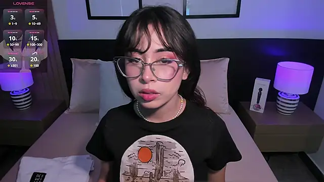 Snapshot of vi_anaya chatting on 09/23/25, 11:28 vi anaya online show from 09/23/25, 11:28