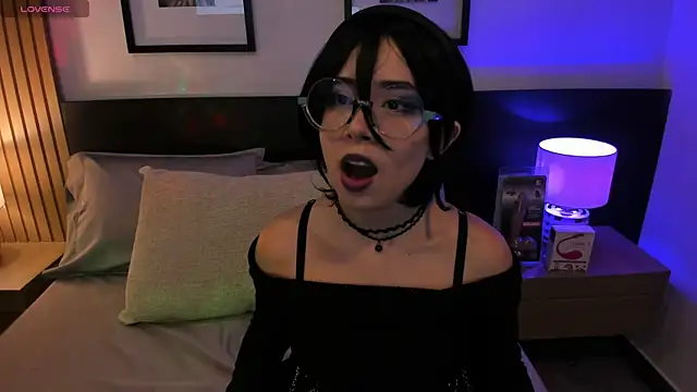 Snapshot of vi_anaya chatting on 02/26/26, 11:54 vi anaya online show from 02/26/26, 11:54