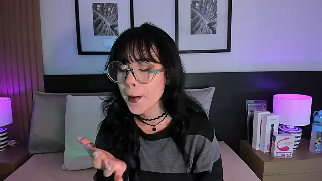 Snapshot of vi_anaya chatting on 02/20/26, 11:56 vi anaya online show from 02/20/26, 11:56