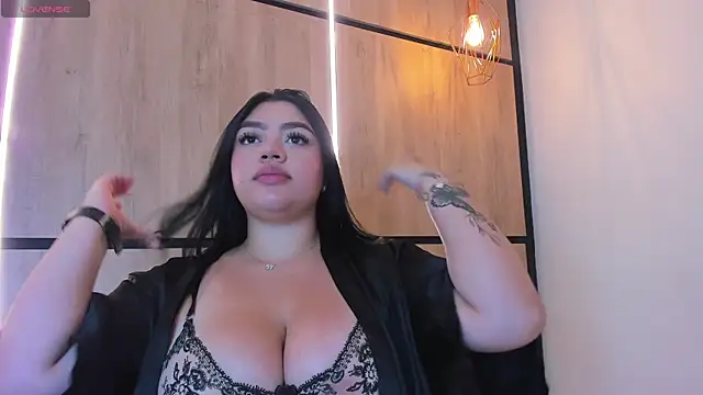 ashlyn parker online show from 11/21/25, 08:08