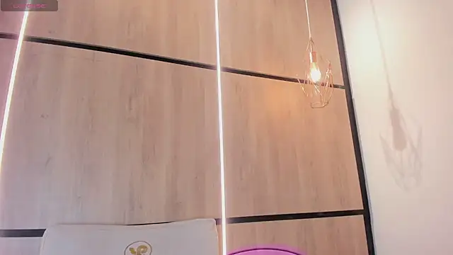 ashlyn parker online show from 02/03/26, 08:03