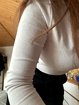 mewKate online show from 11/02/25, 11:59