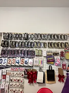 mewKate online show from 03/19/26, 02:50