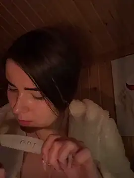 mewKate online show from 02/08/26, 09:34