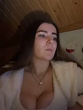 mewKate online show from 02/10/26, 06:40