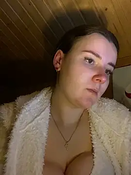 mewKate online show from 04/10/26, 07:10