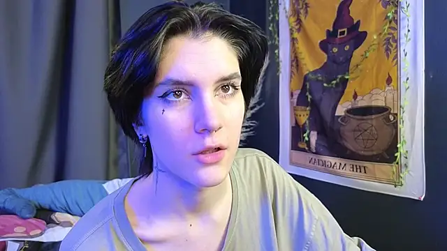 Snapshot of Hyeon_Jin chatting on 02/07/25, 09:37 Hyeon Jin online show from 02/07/25, 09:37