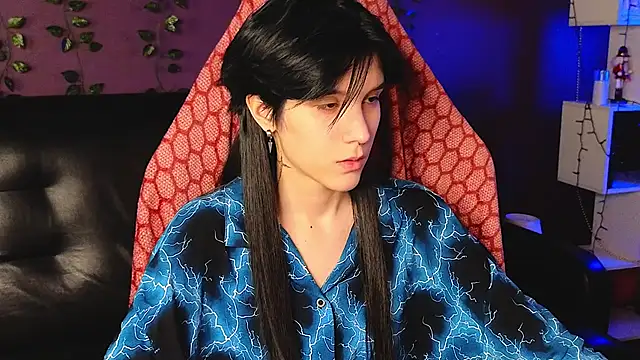 Snapshot of Hyeon_Jin chatting on 02/12/25, 09:22 Hyeon Jin online show from 02/12/25, 09:22