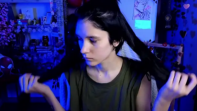 Snapshot of Hyeon_Jin chatting on 02/16/25, 09:27 Hyeon Jin online show from 02/16/25, 09:27