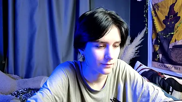 Snapshot of Hyeon_Jin chatting on 02/09/25, 11:46 Hyeon Jin online show from 02/09/25, 11:46