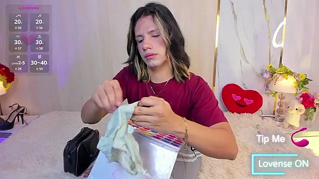 TylerBloom online show from 03/04/26, 01:41