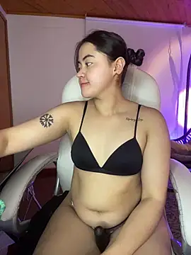 Camila pinkk online show from 06/13/26, 04:27