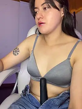 Camila pinkk online show from 10/04/25, 04:08