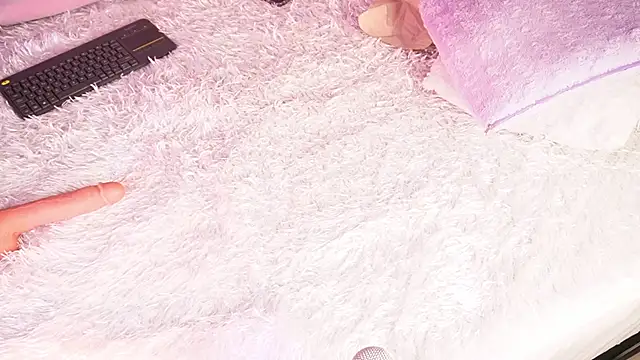 larastanford1 online show from 11/15/25, 02:26