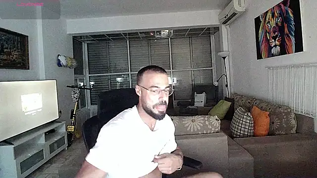 Snapshot of todddantes25 chatting on 11/07/25, 06:23 todddantes25 online show from 11/07/25, 06:23