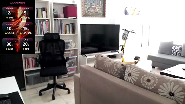 Snapshot of todddantes25 chatting on 09/24/25, 11:39 todddantes25 online show from 09/24/25, 11:39