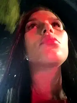 the queen of street online show from 12/19/25, 02:26