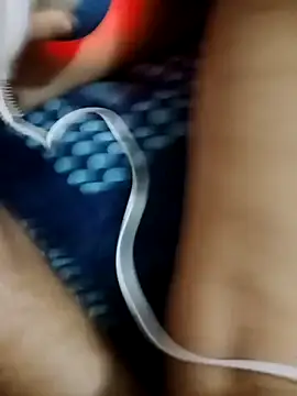 parejanuevahoff online show from 11/04/25, 04:05