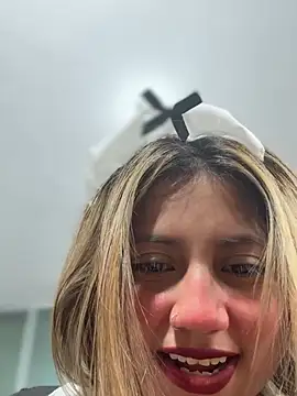 Snapshot of Adrianisx chatting on 02/10/26, 04:33 Adrianisx online show from 02/10/26, 04:33