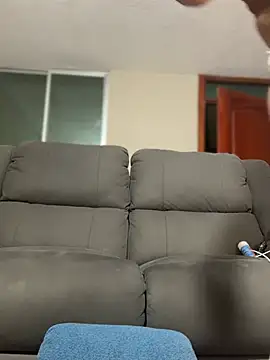 Snapshot of Adrianisx chatting on 03/04/26, 03:47 Adrianisx online show from 03/04/26, 03:47