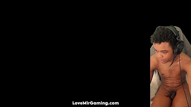 Snapshot of lovemirgaming chatting on 09/21/25, 08:58 lovemirgaming online show from 09/21/25, 08:58