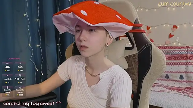 Aurora First online show from 02/08/26, 01:20