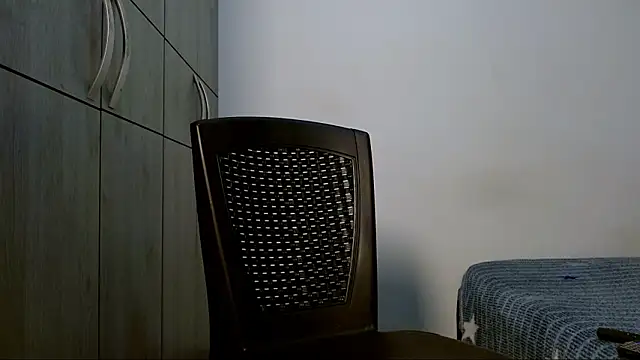 lonelydick2002 online show from 02/01/26, 05:06