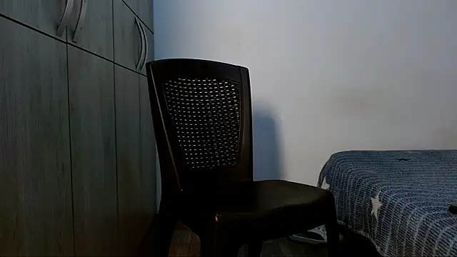 lonelydick2002 online show from 02/06/26, 09:16