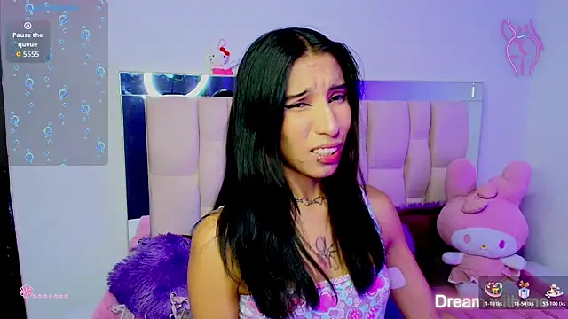 Snapshot of Silver_Rosex chatting on 12/02/25, 01:06 Silver Rosex online show from 12/02/25, 01:06