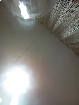 Lauren Amabel online show from 04/09/26, 05:08