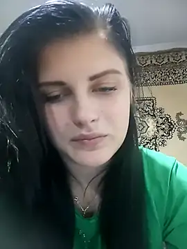 Lauren Amabel online show from 12/19/25, 03:36