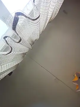 Lauren Amabel online show from 04/21/26, 10:11