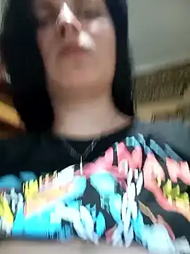 Lauren Amabel online show from 11/19/25, 02:28