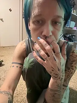 trashbrat online show from 11/10/25, 01:43