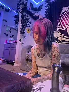 trashbrat online show from 07/13/26, 07:29