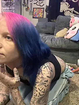 trashbrat online show from 04/23/26, 10:44