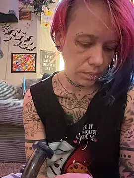 trashbrat online show from 06/24/26, 12:42