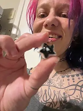 trashbrat online show from 05/18/26, 04:07
