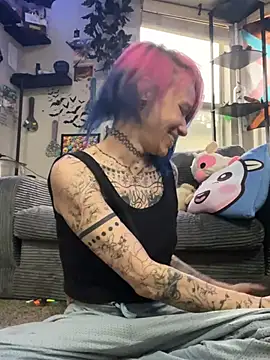 trashbrat online show from 04/24/26, 12:34